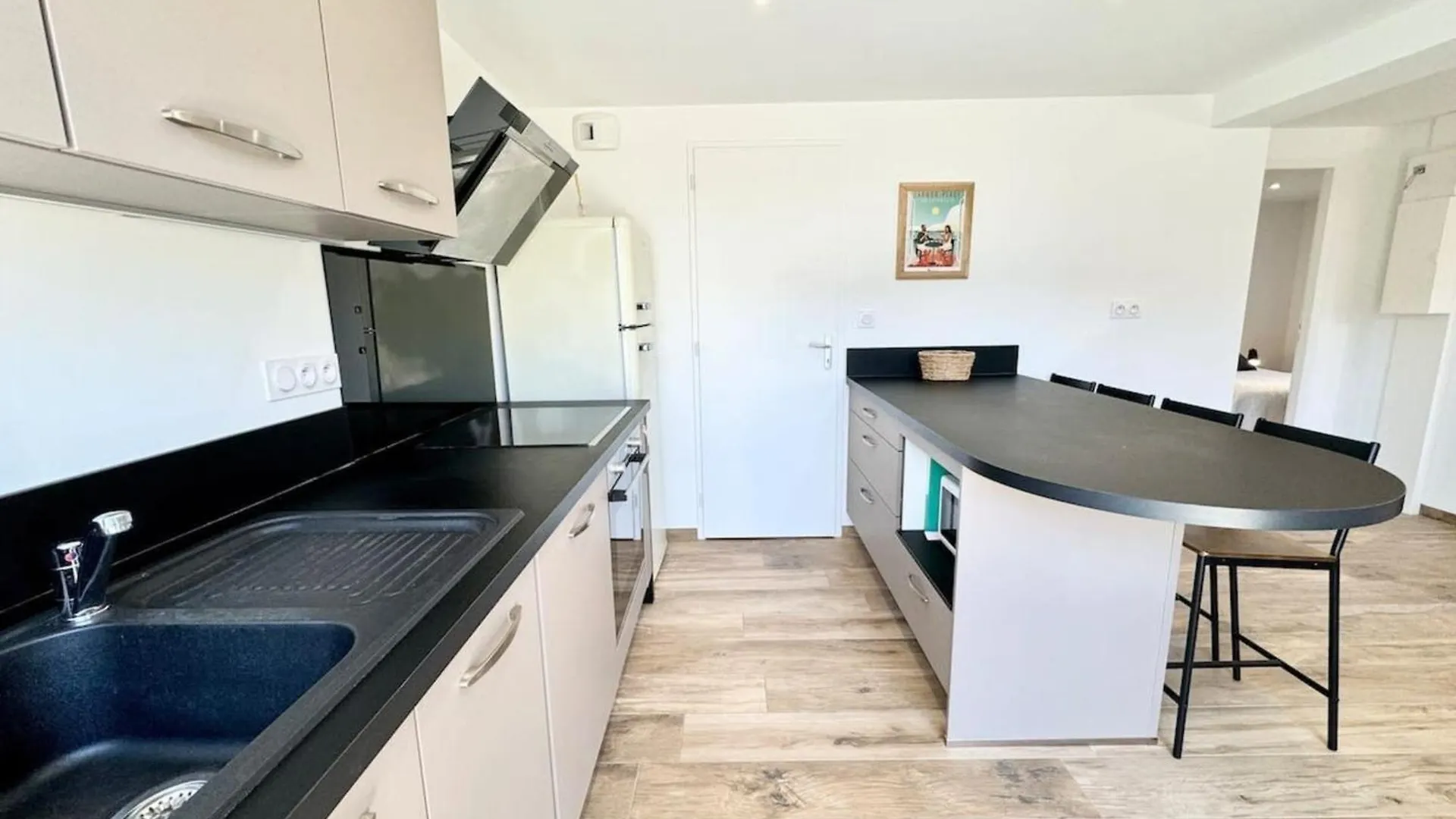 Joli Appartement Neuf Jardin 500 M Des Plages Larmor-Plage