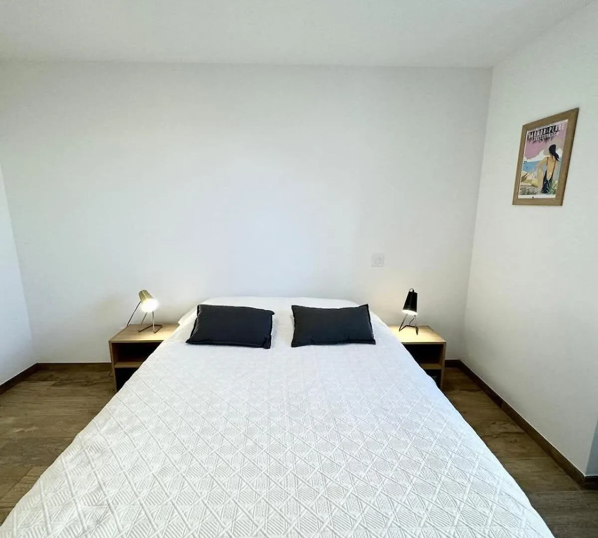 Apartment Joli Appartement Neuf Jardin 500 M Des Plages Larmor-Plage